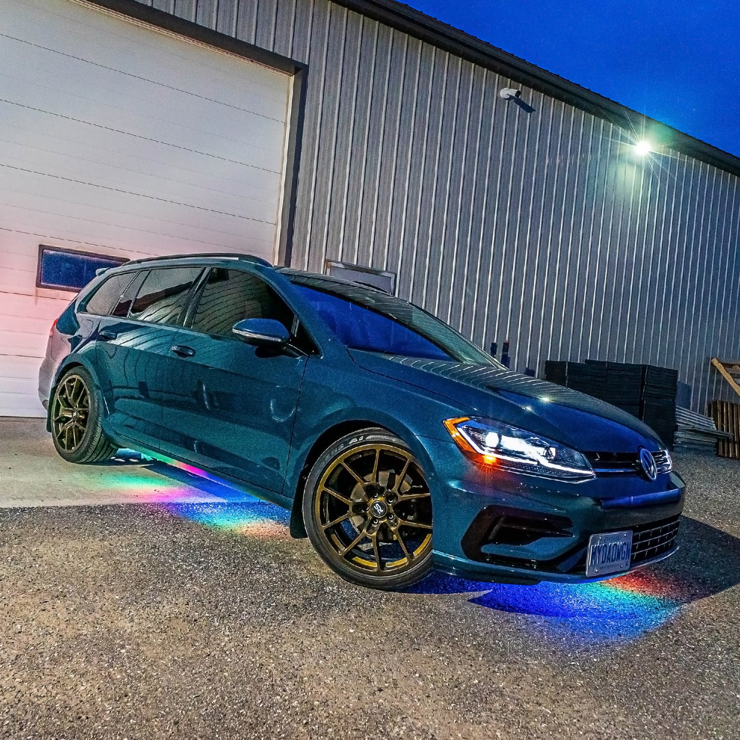 FloGlo 136" Exterior Rainbow Chasing LED Under Glow Kit