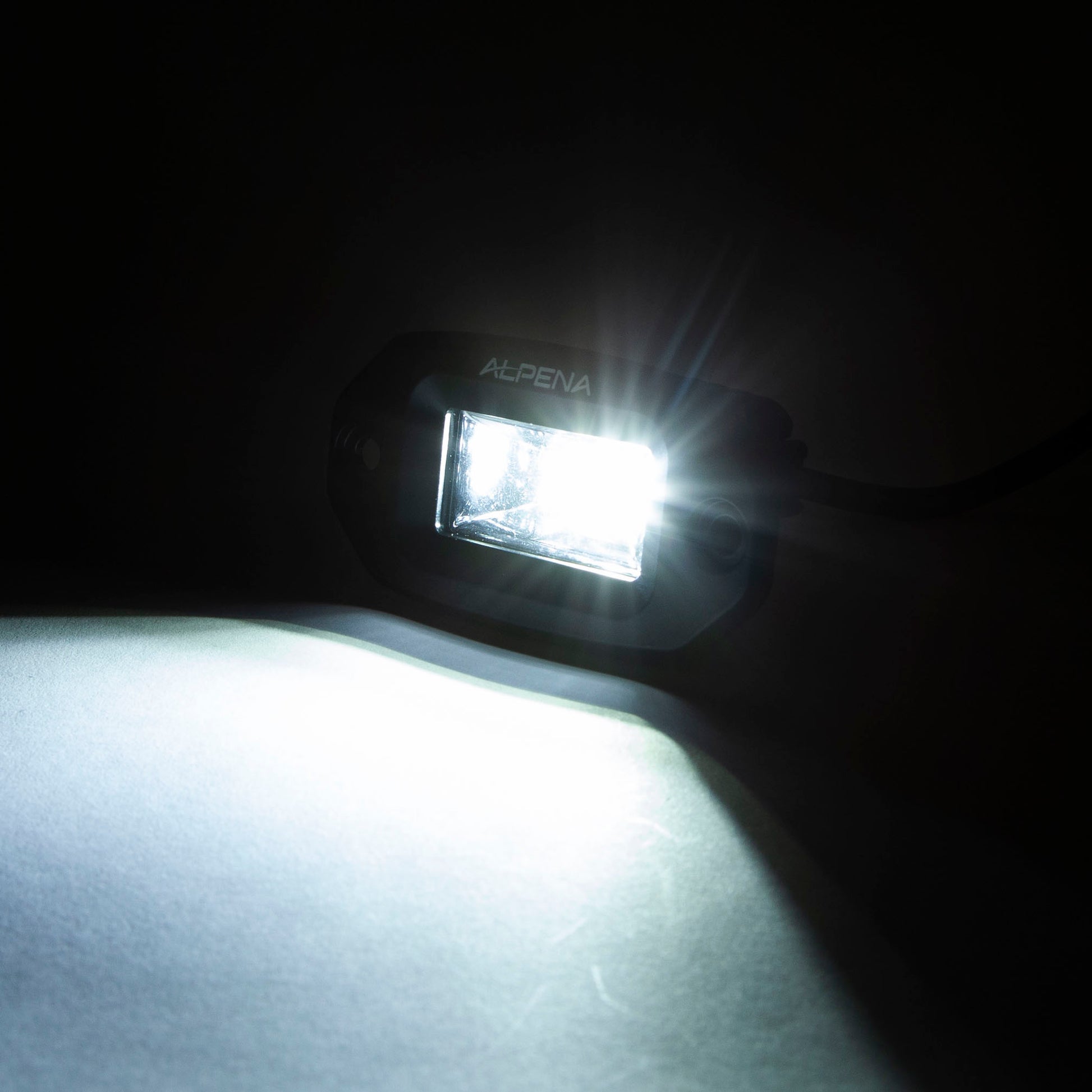 LED TrailLite Flush Mount 12V White LED Spot Light – Alpena